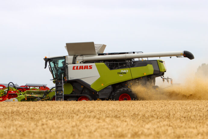 claas combine