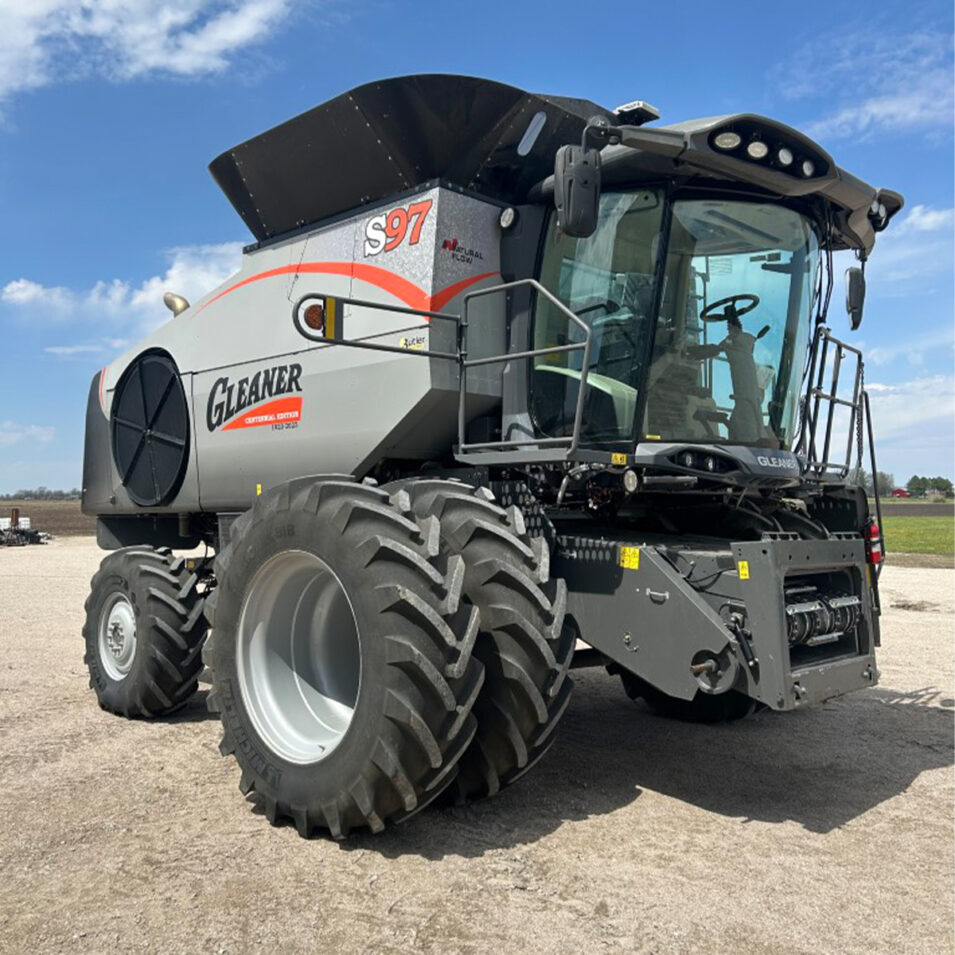 Used Gleaner Combine