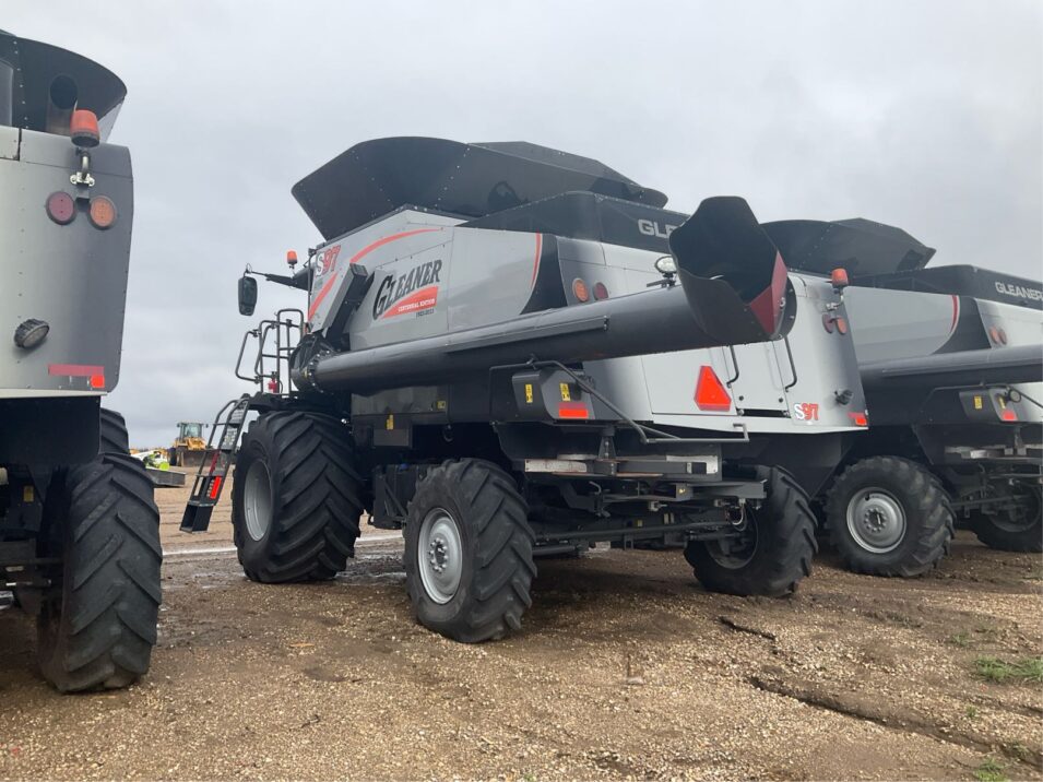 Used Gleaner Combine
