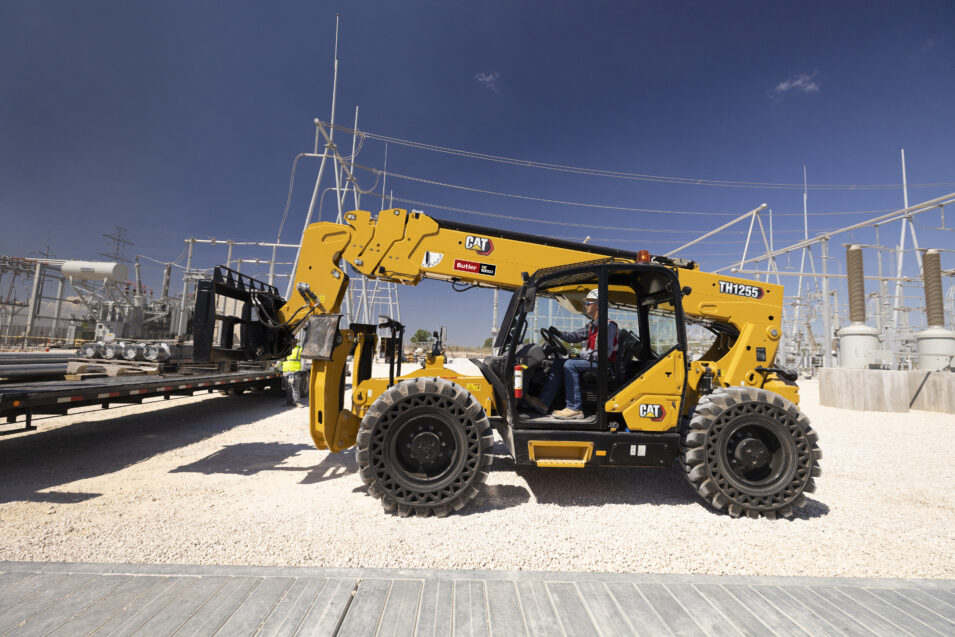 cat telehandler for rent